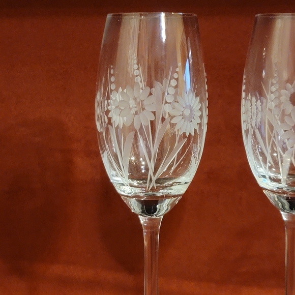 Set of 3 Champagne Wine Clear Glasses with Etched Flowers Vintage - Picture 4 of 4